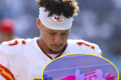 NFL Fans Think Patrick Mahomes Suffered Brutal Head Injury That Led To His Terrible Super Bowl Performance